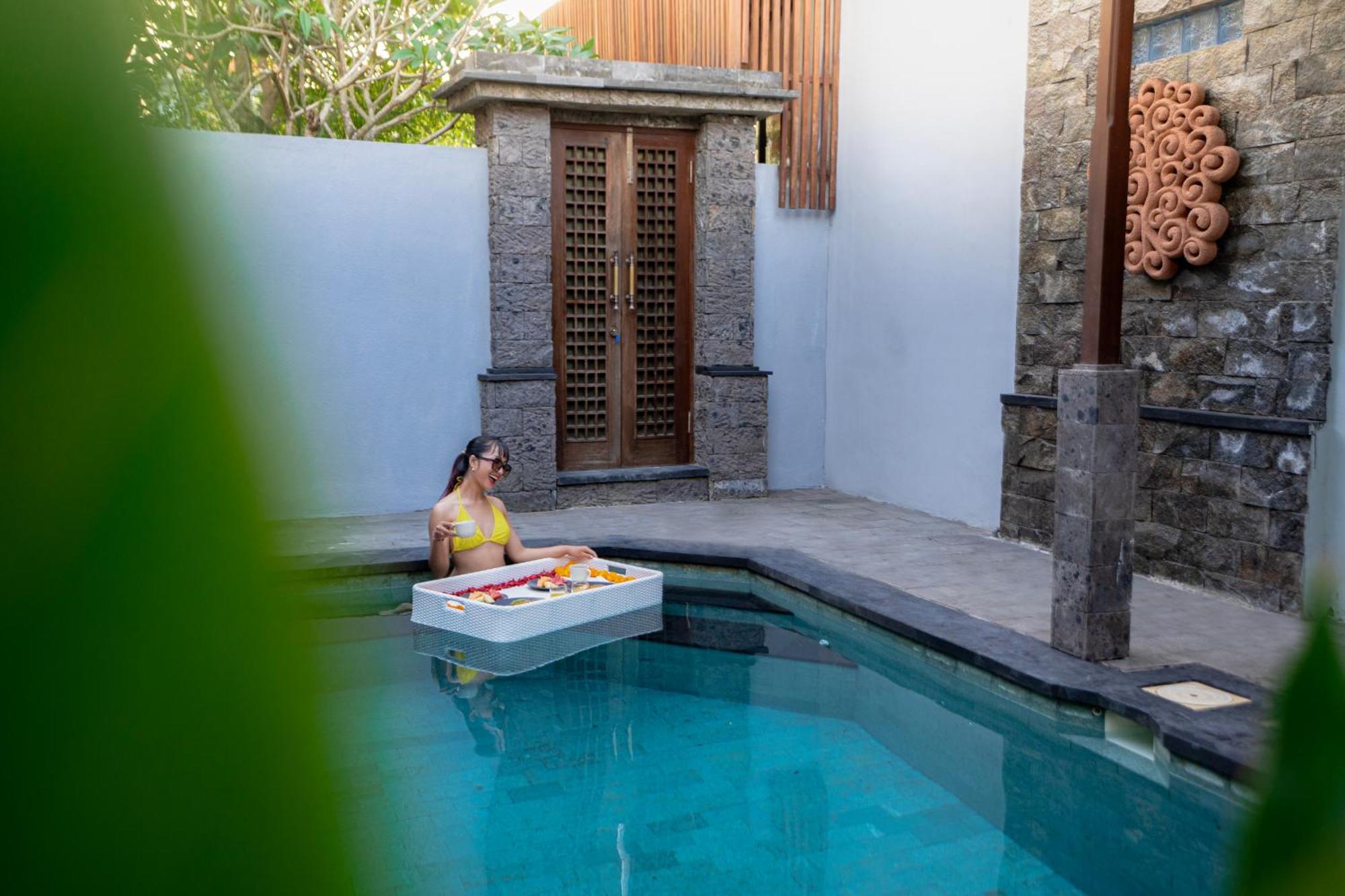 Kusuma Living And Villa Seminyak Buitenkant foto